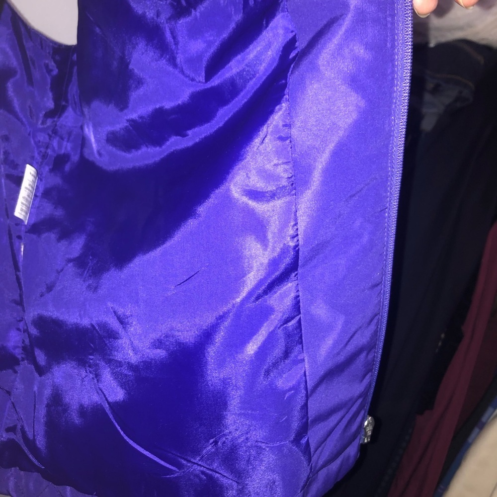 Women’s Purple Vest. Size XL. - Picture 4 of 8